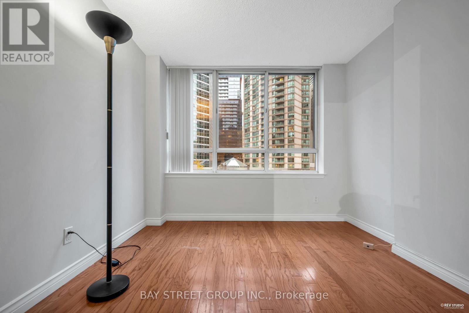 523 - 633 Bay Street, Toronto, Ontario  M5G 2G4 - Photo 14 - C12551736