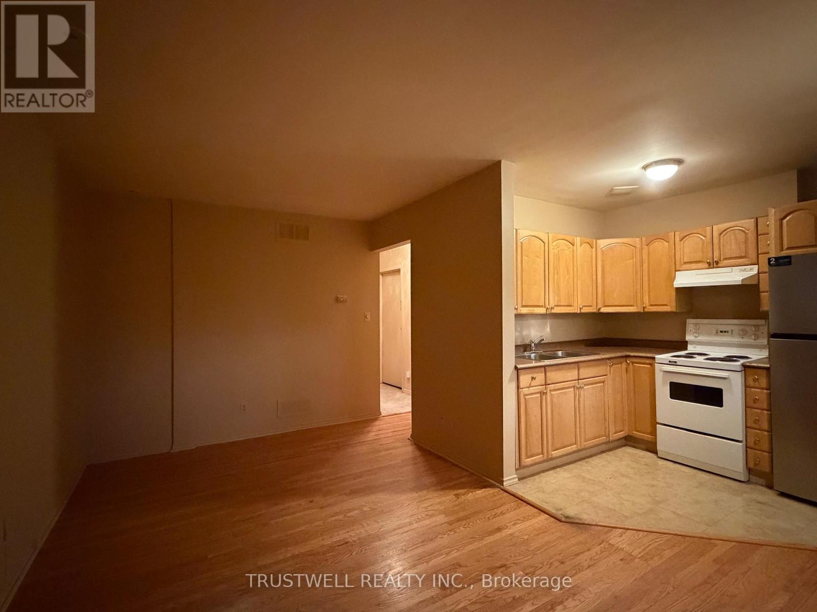 4 - 373 Broadview Avenue, Toronto, Ontario  M4K 2M7 - Photo 8 - E12543774