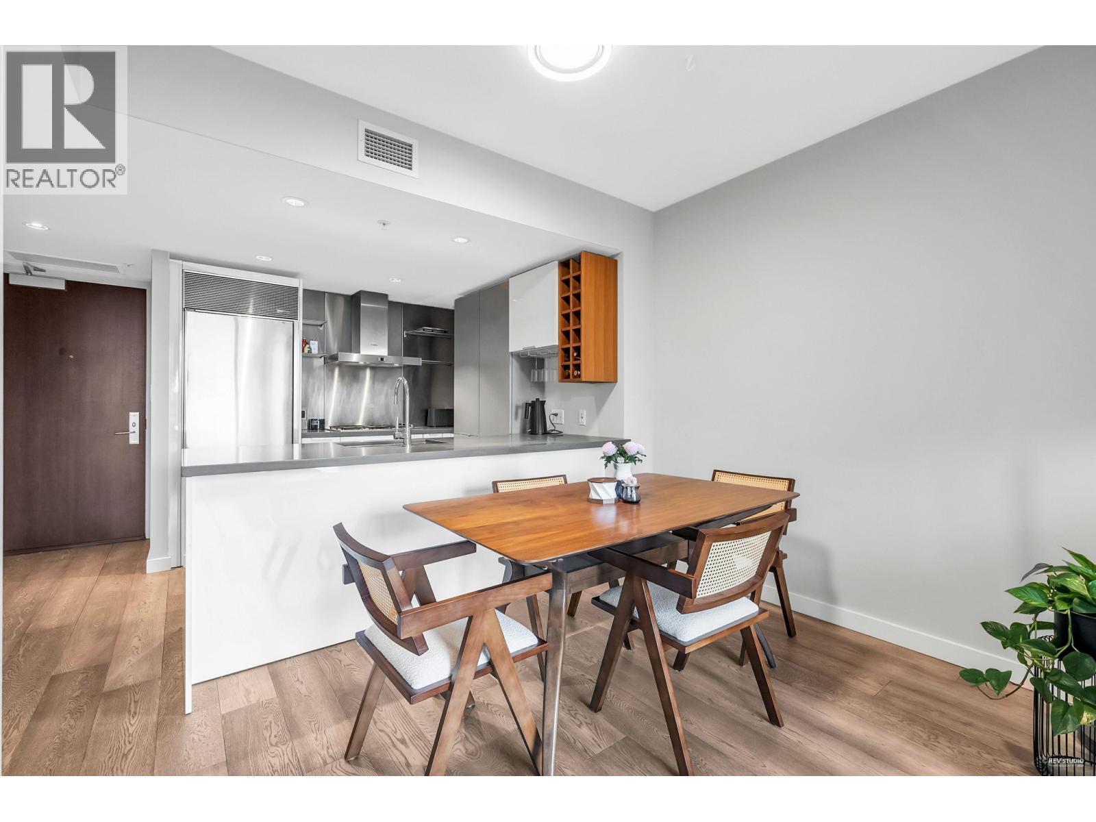 1907 788 Richards Street, Vancouver, British Columbia  V6B 0C7 - Photo 7 - R3068187