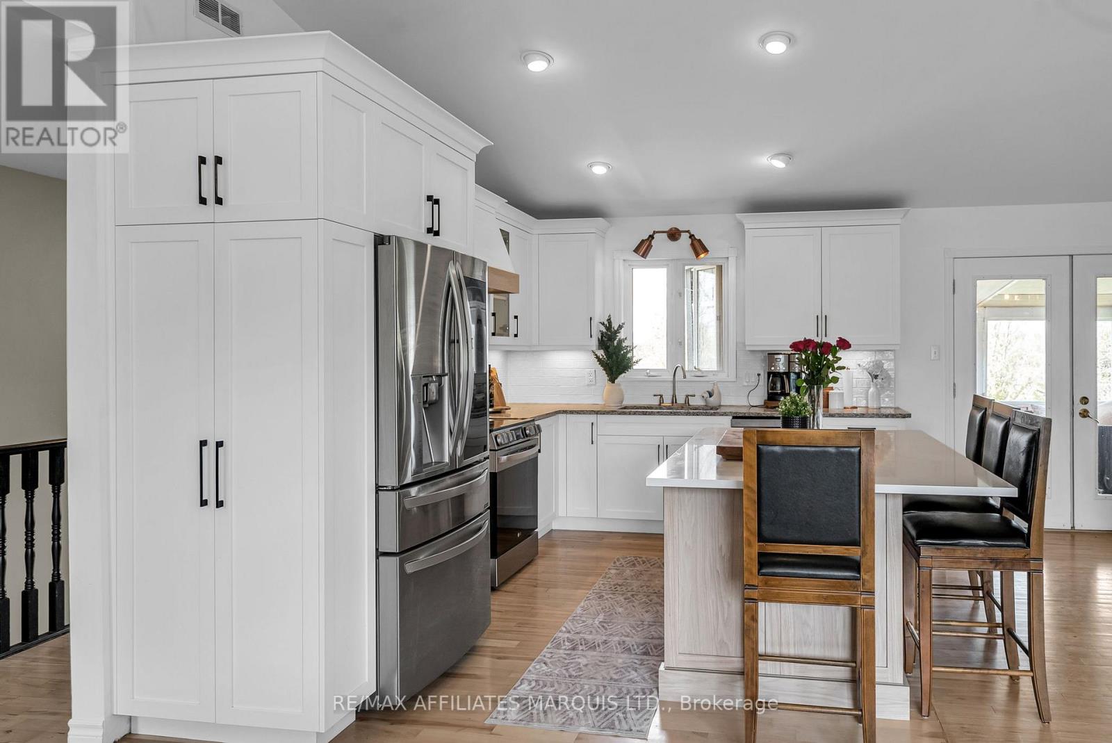 4239 County Rd 11 Road, South Stormont, Ontario  K7R 3L2 - Photo 14 - X12373223