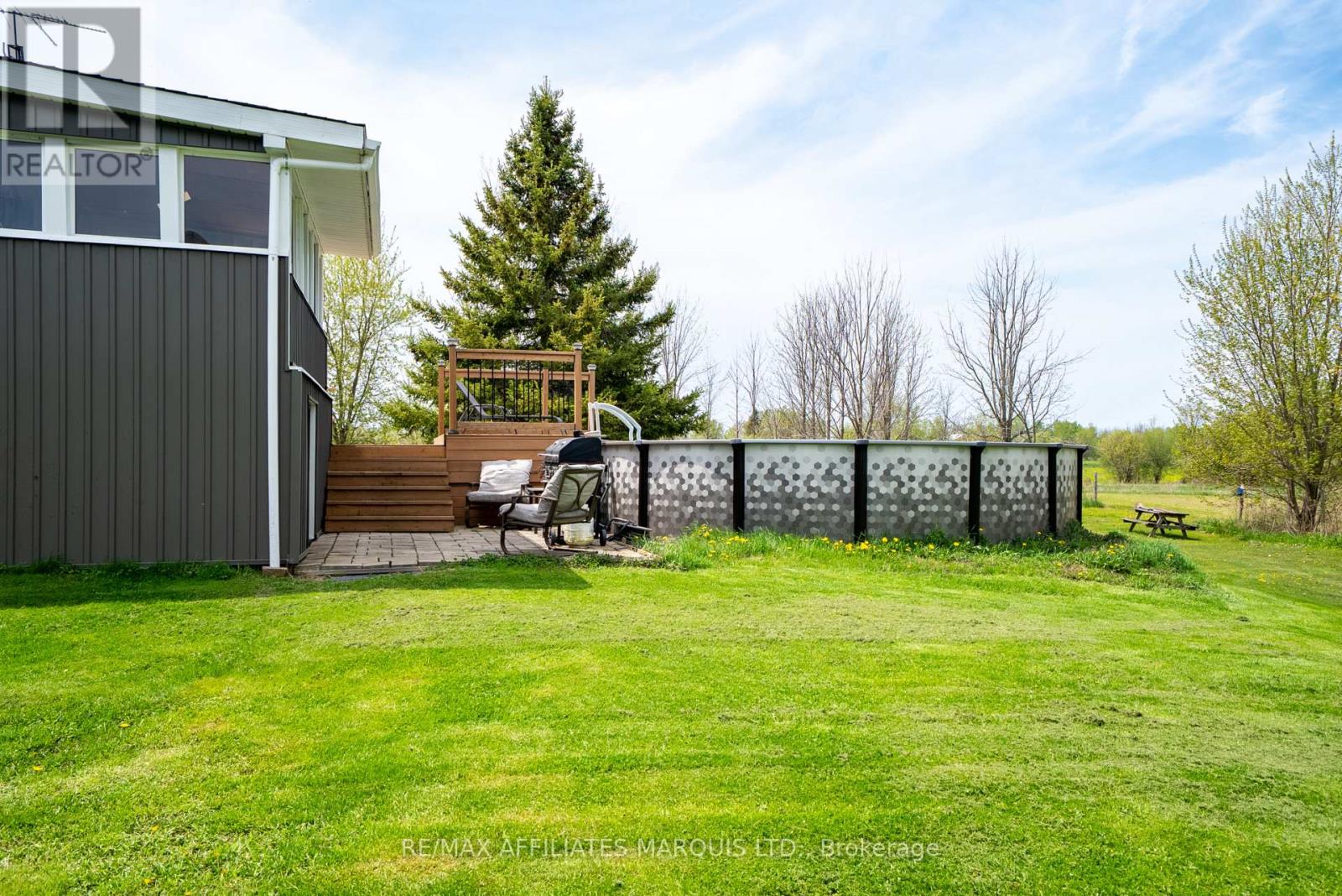 4239 County Rd 11 Road, South Stormont, Ontario  K7R 3L2 - Photo 37 - X12373223