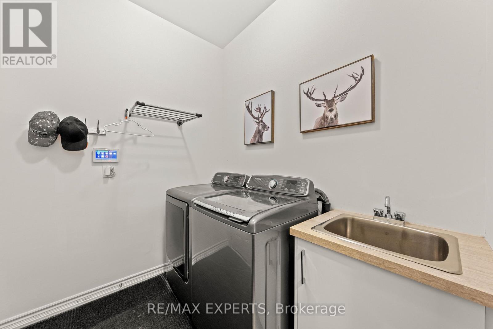 48 Manor Glen Crescent, East Gwillimbury, Ontario  L0G 1M0 - Photo 19 - N12545102