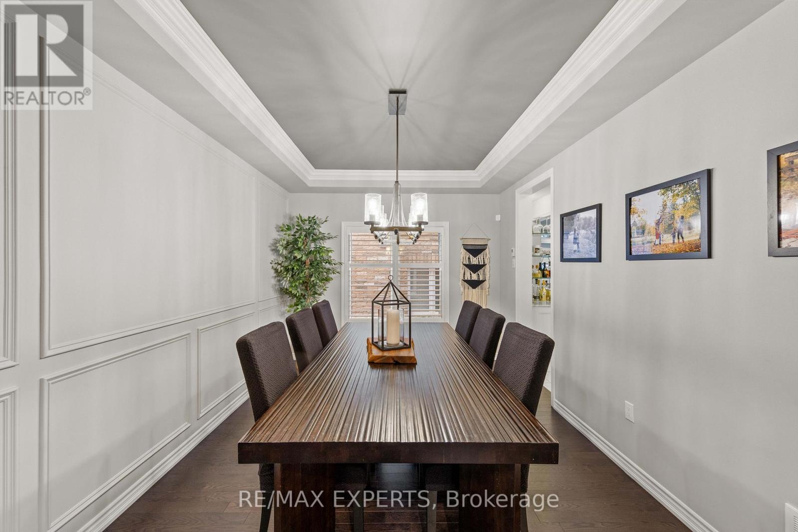 48 Manor Glen Crescent, East Gwillimbury, Ontario  L0G 1M0 - Photo 7 - N12545102