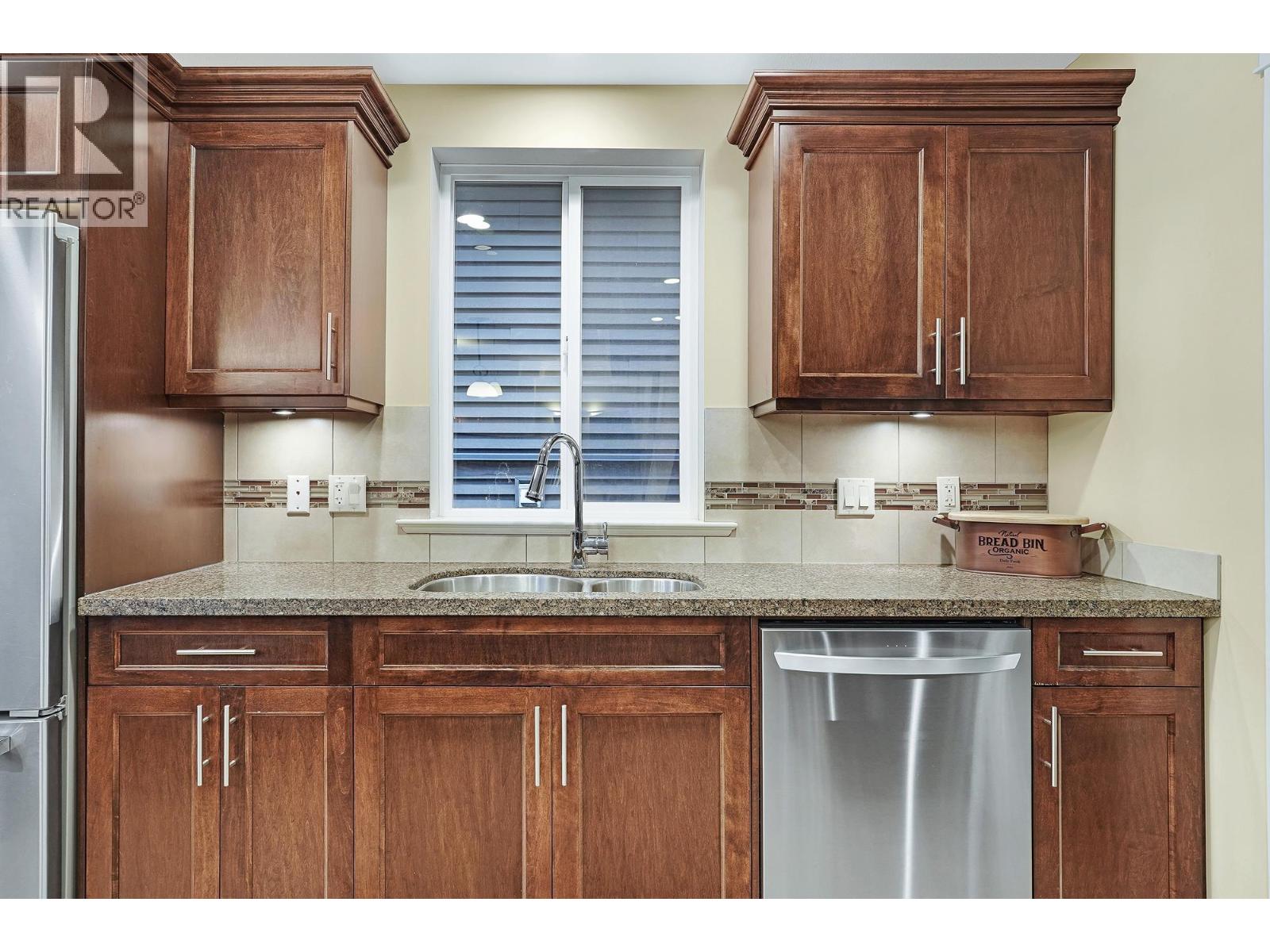 11229 Creekside Street, Maple Ridge, British Columbia  V2W 0E8 - Photo 18 - R3068161