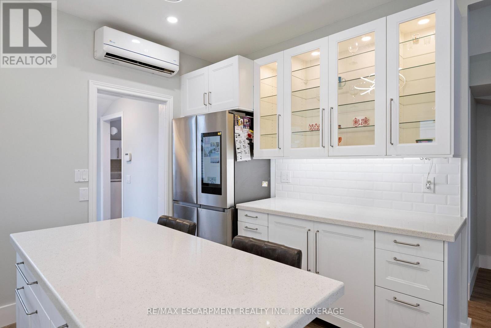 15 Phipps Street, Fort Erie, Ontario L2A 2V1 - Photo 21 - X12553516