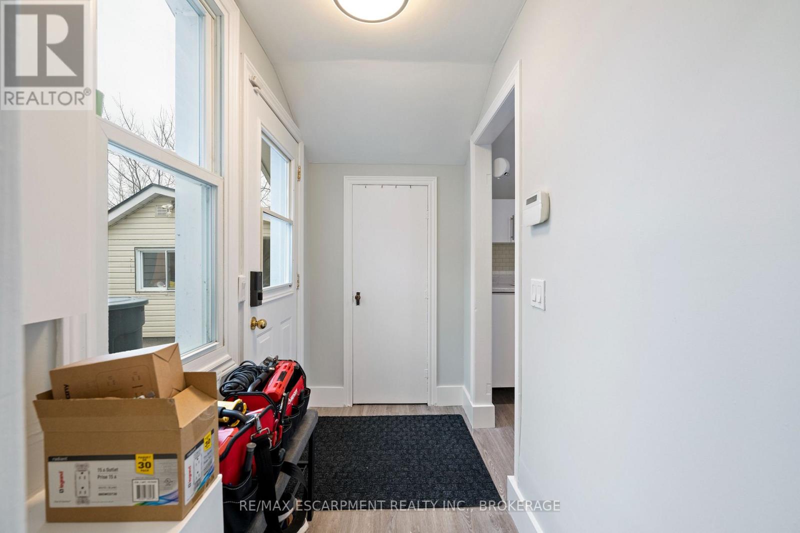 15 Phipps Street, Fort Erie, Ontario L2A 2V1 - Photo 25 - X12553516