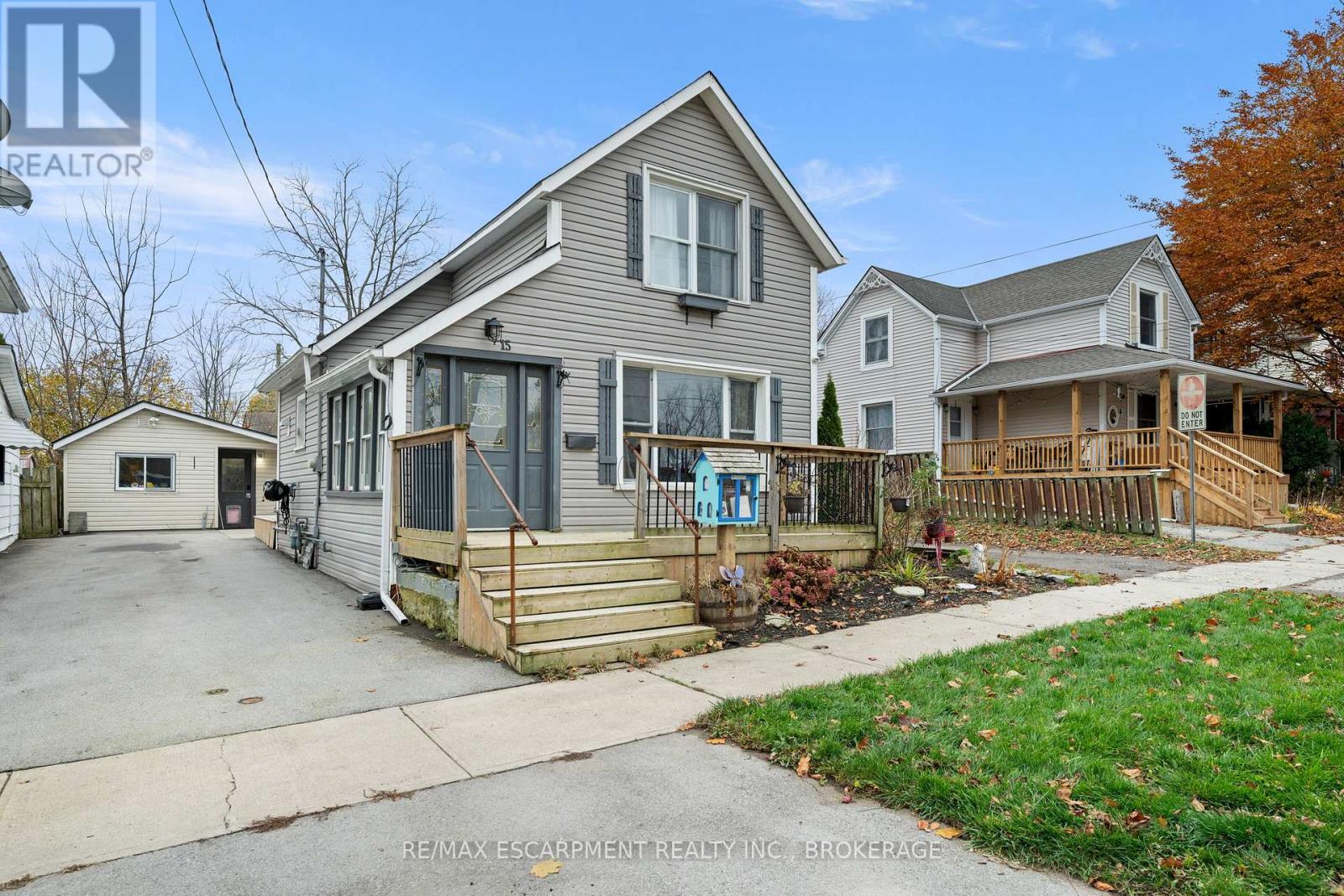 15 Phipps Street, Fort Erie, Ontario L2A 2V1 - Photo 8 - X12553516