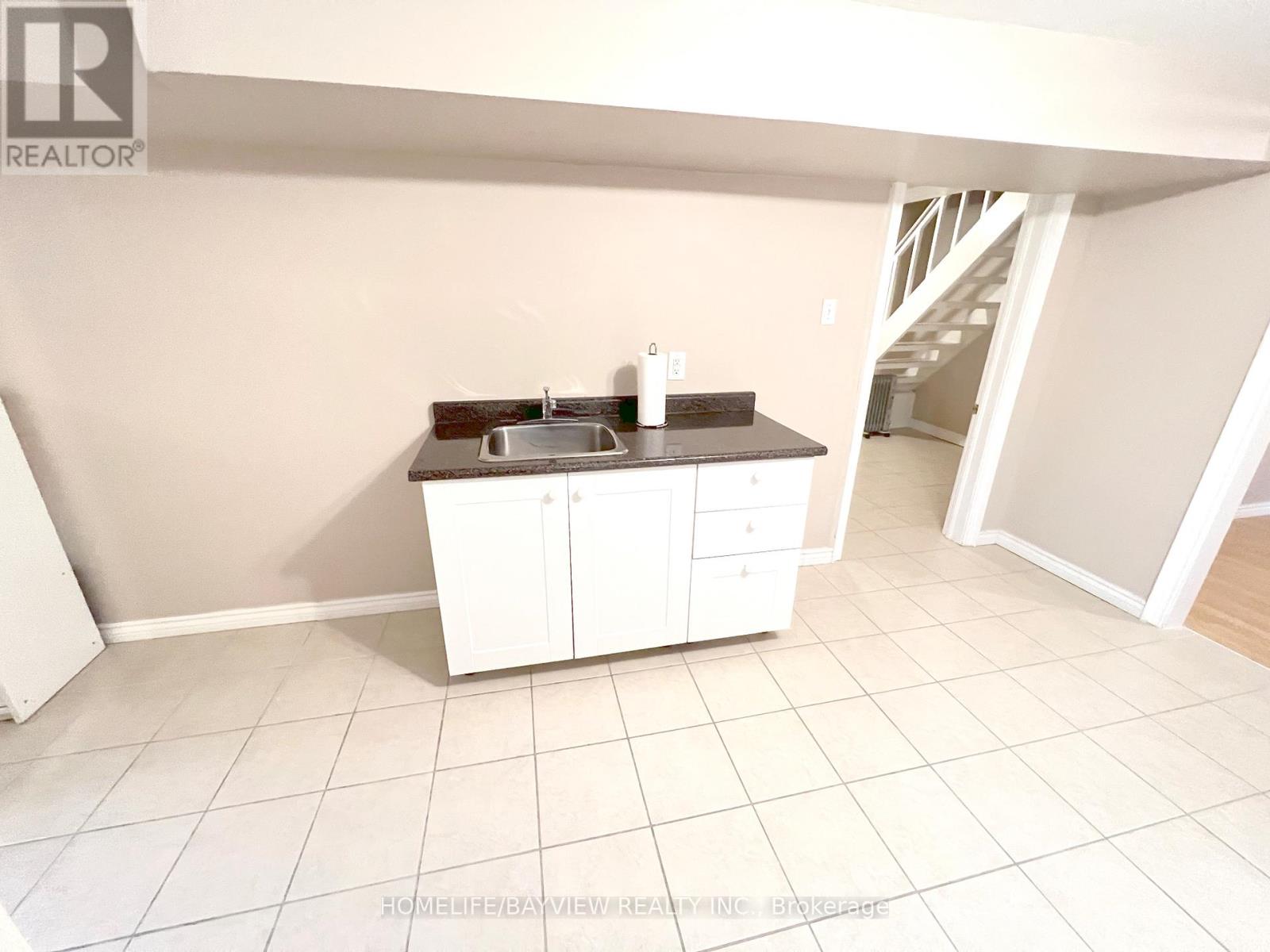 Lower - 9 Elm Street, Markham, Ontario  L3P 3S8 - Photo 14 - N12493786