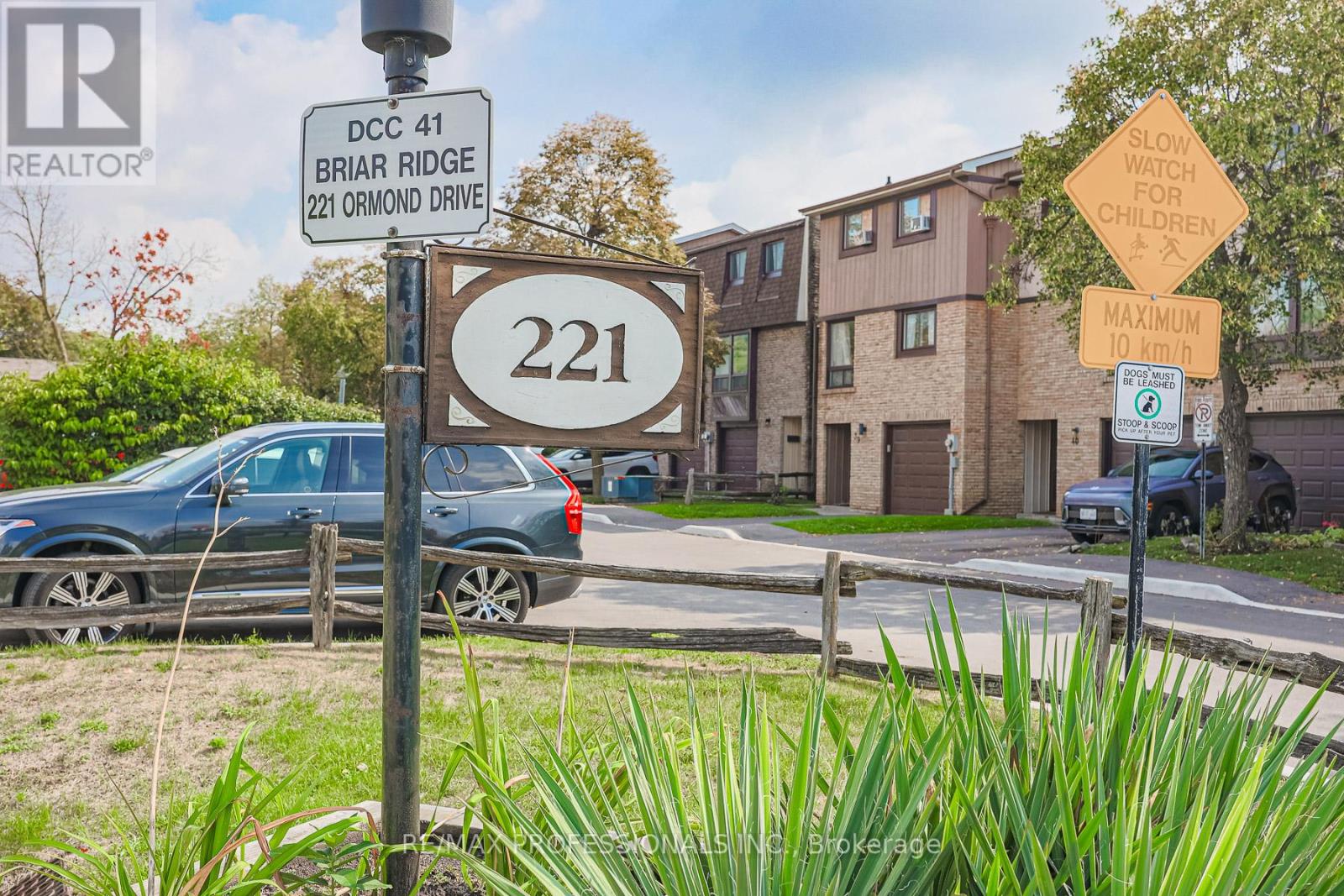 39 - 221 ORMOND DRIVE, Oshawa, Ontario