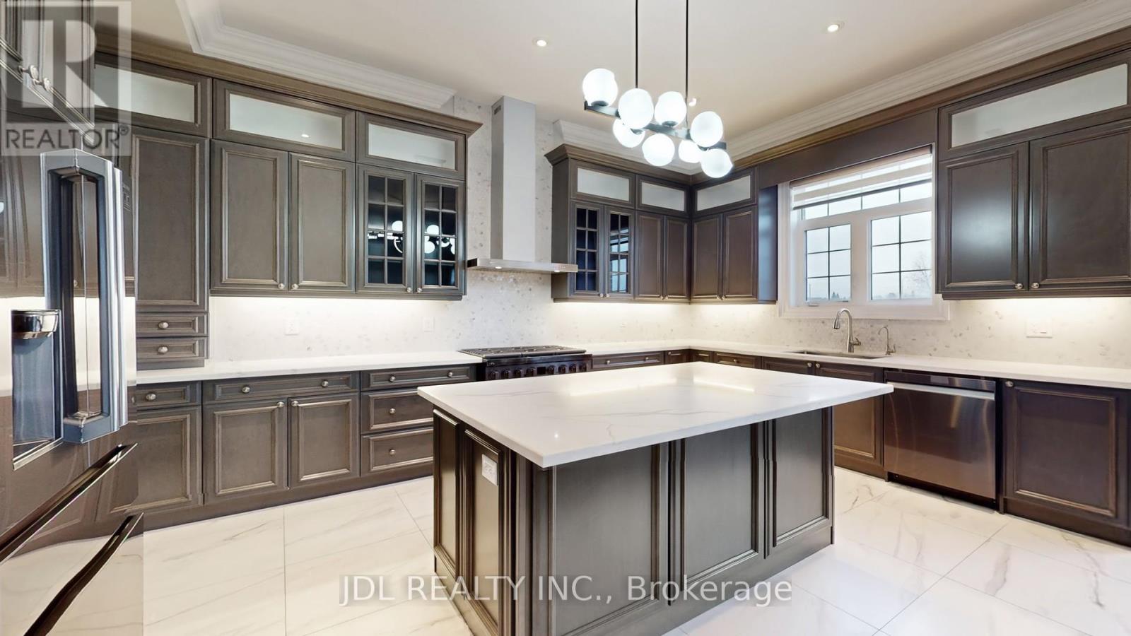 87 Bremner Street, Whitby, Ontario L1R 0P9 - Photo 11 - E12553520