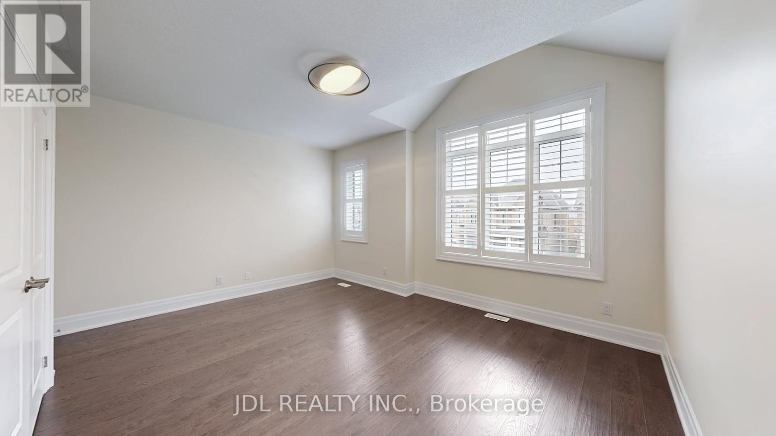 87 Bremner Street, Whitby, Ontario L1R 0P9 - Photo 23 - E12553520