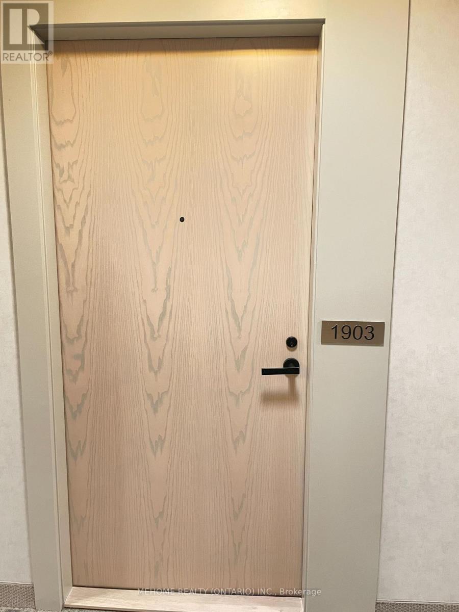 1903 - 8 Interchange Way, Vaughan, Ontario L4K 5Z7 - Photo 4 - N12553538