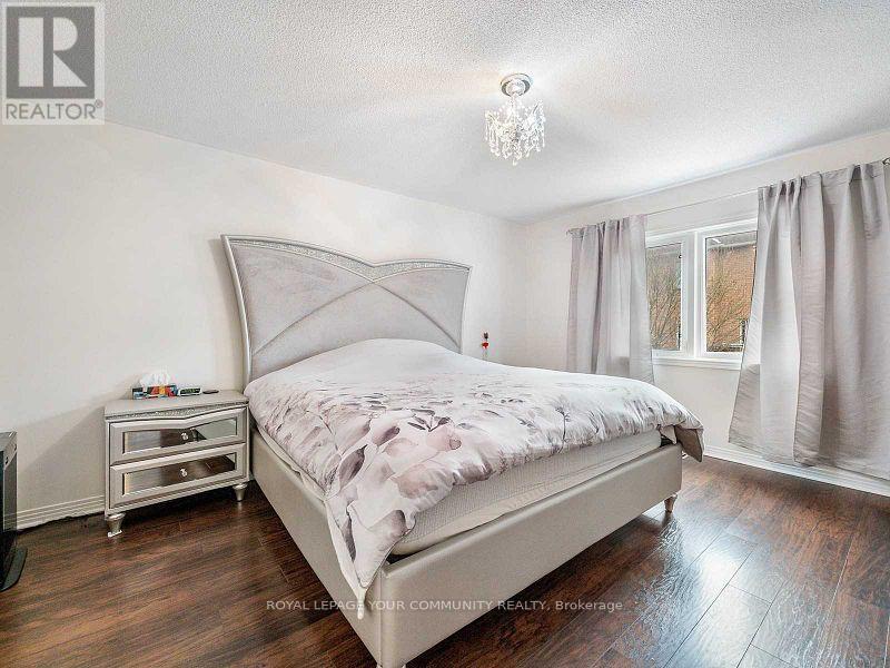 104 William Booth Avenue, Newmarket, Ontario L3X 3B1 - Photo 14 - N12553544