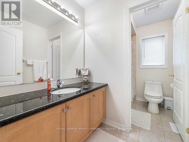 104 William Booth Avenue, Newmarket, Ontario L3X 3B1 - Photo 21 - N12553544