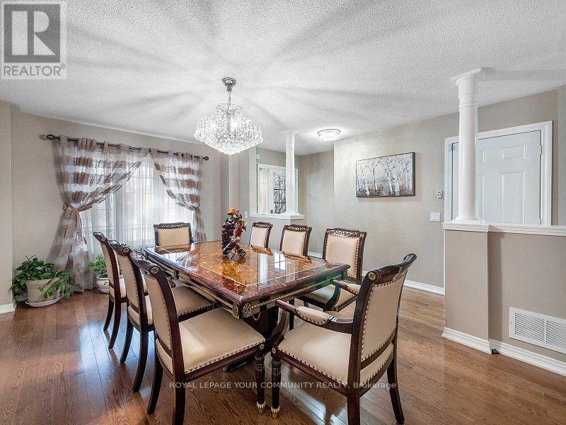 104 William Booth Avenue, Newmarket, Ontario L3X 3B1 - Photo 5 - N12553544