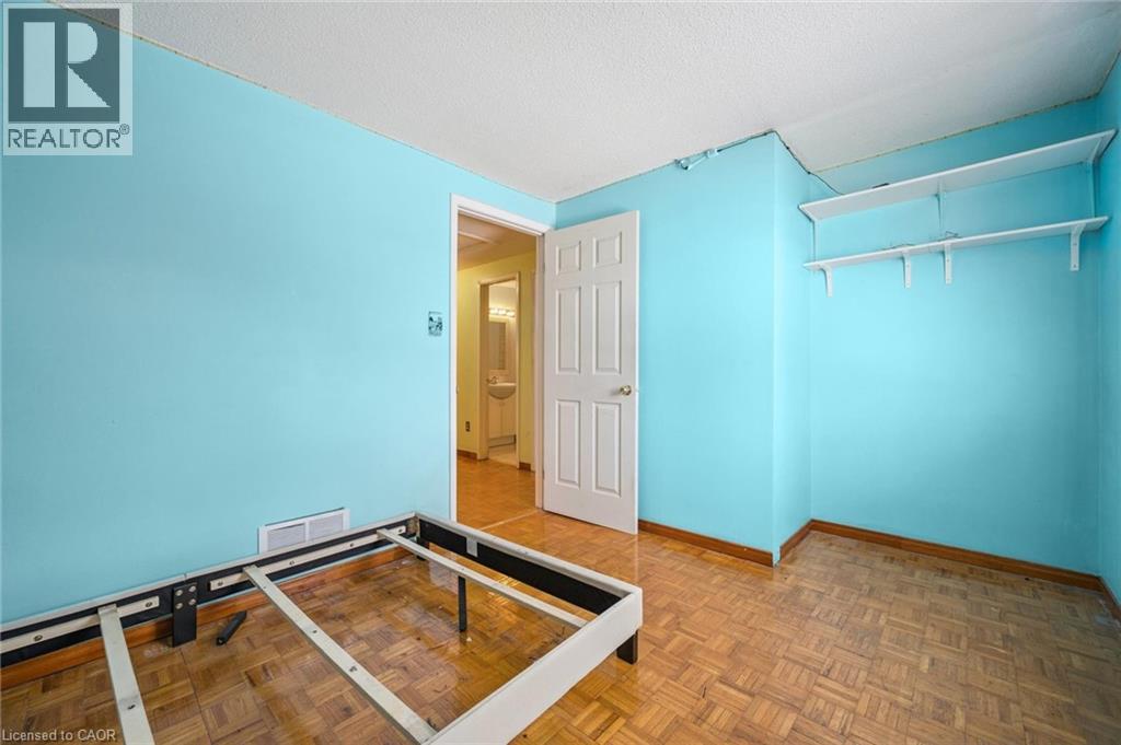 3173 Gwendale Crescent, Mississauga, Ontario  L5A 3B6 - Photo 29 - 40787735