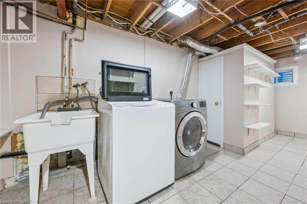 3173 Gwendale Crescent, Mississauga, Ontario  L5A 3B6 - Photo 35 - 40787735