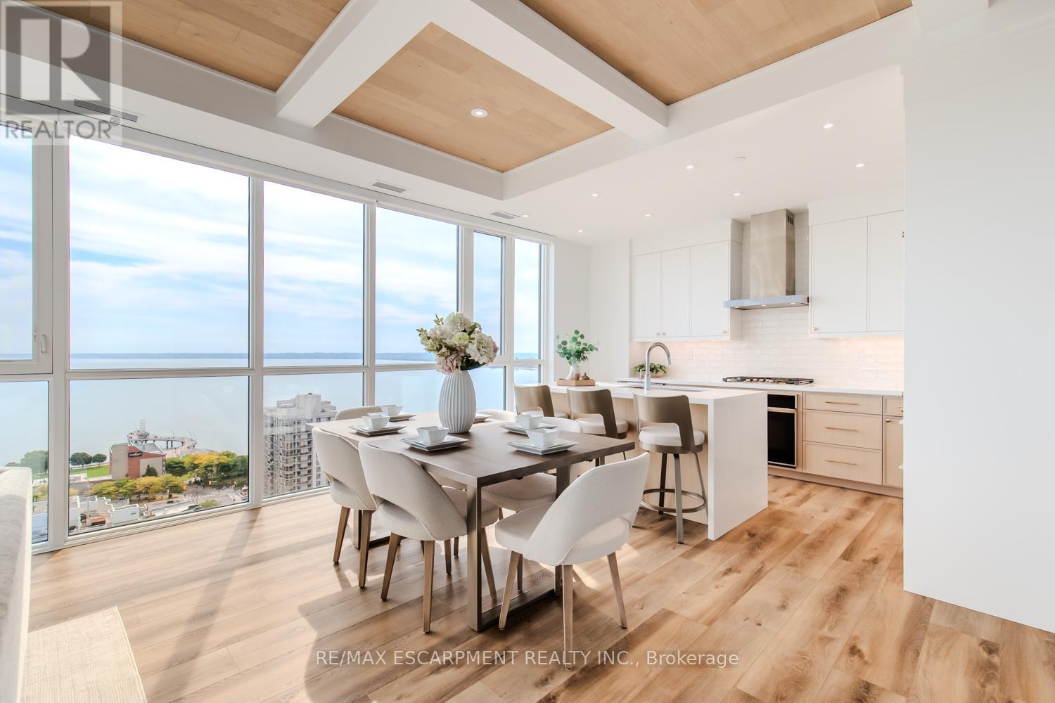 2102 - 2007 James Street, Burlington, Ontario L7R 0G7 - Photo 10 - W12553536