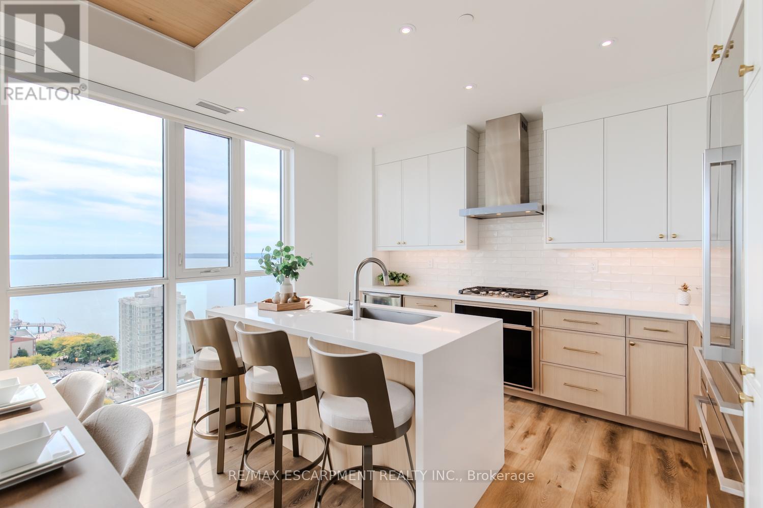 2102 - 2007 James Street, Burlington, Ontario L7R 0G7 - Photo 11 - W12553536