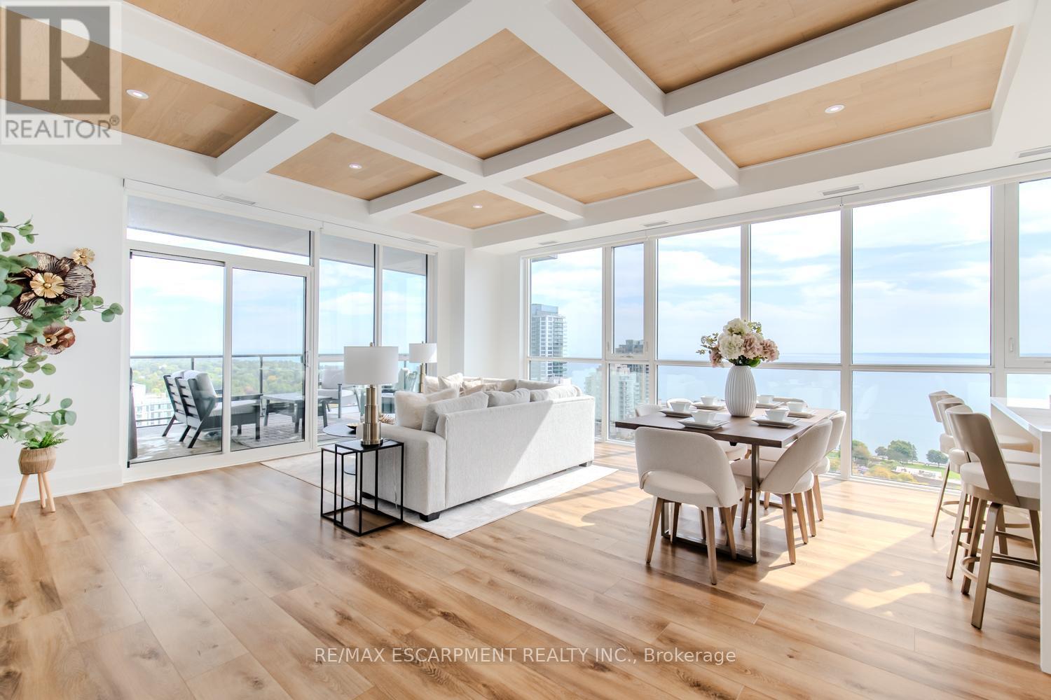 2102 - 2007 James Street, Burlington, Ontario L7R 0G7 - Photo 16 - W12553536