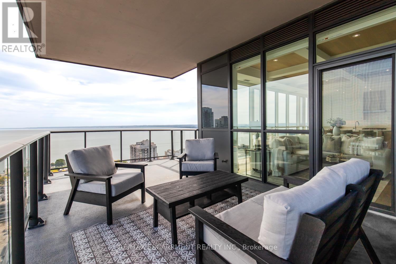 2102 - 2007 James Street, Burlington, Ontario L7R 0G7 - Photo 19 - W12553536