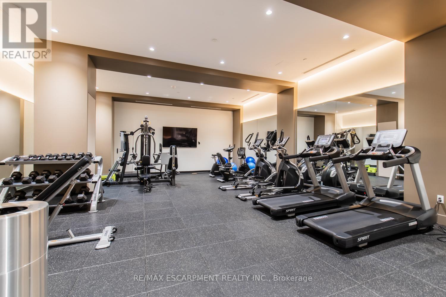 2102 - 2007 James Street, Burlington, Ontario L7R 0G7 - Photo 41 - W12553536