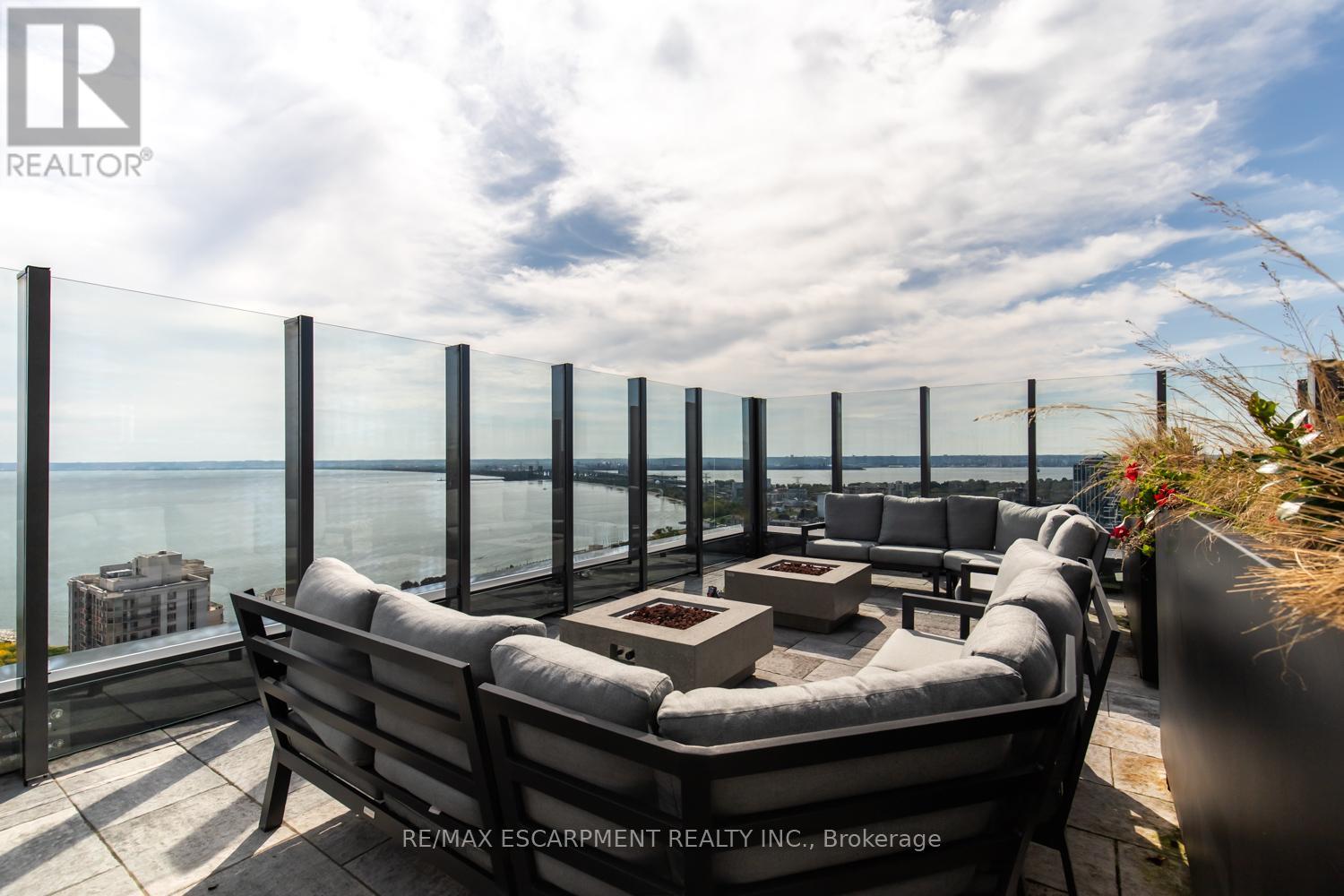 2102 - 2007 James Street, Burlington, Ontario L7R 0G7 - Photo 44 - W12553536