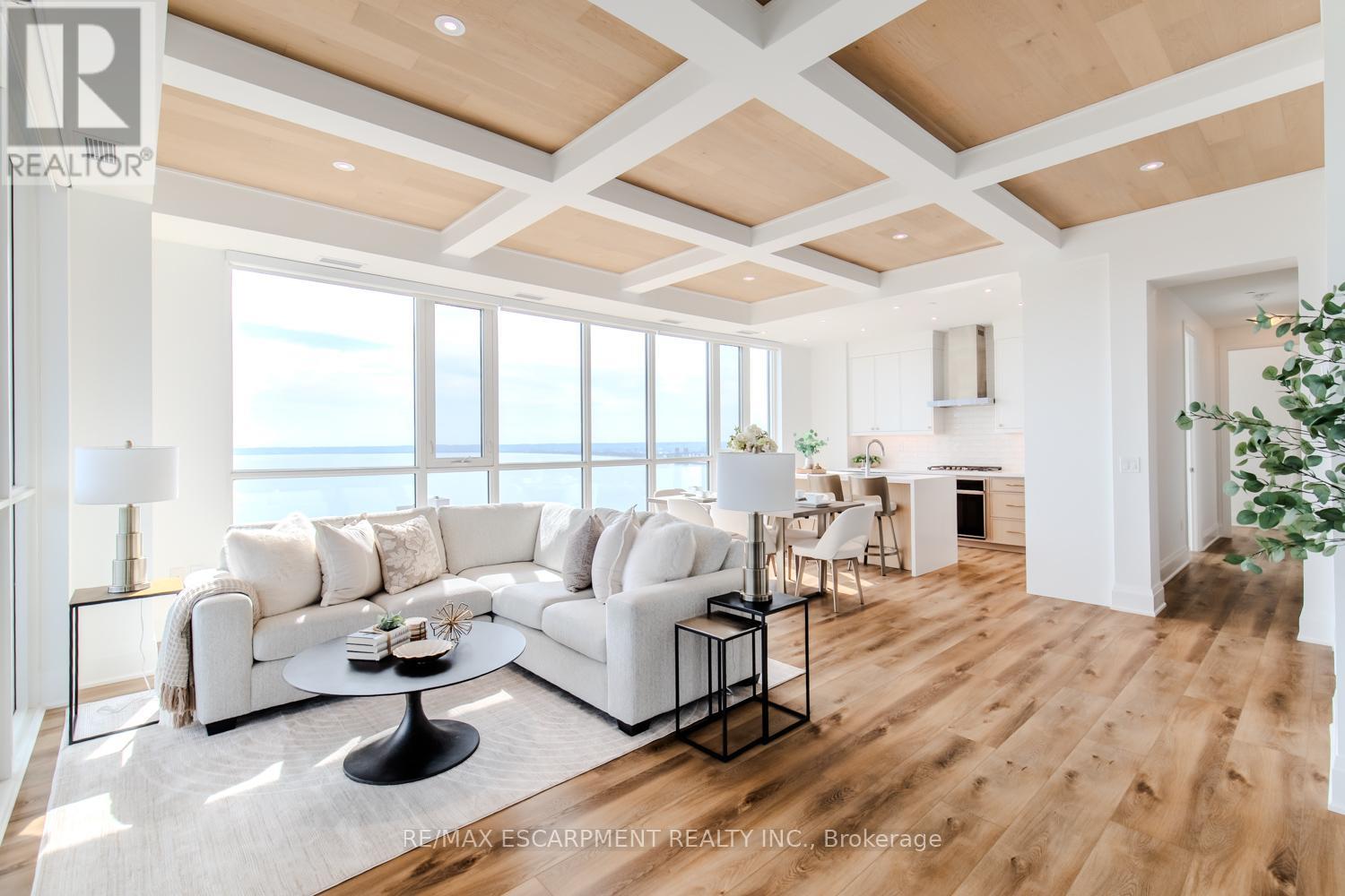 2102 - 2007 James Street, Burlington, Ontario L7R 0G7 - Photo 8 - W12553536