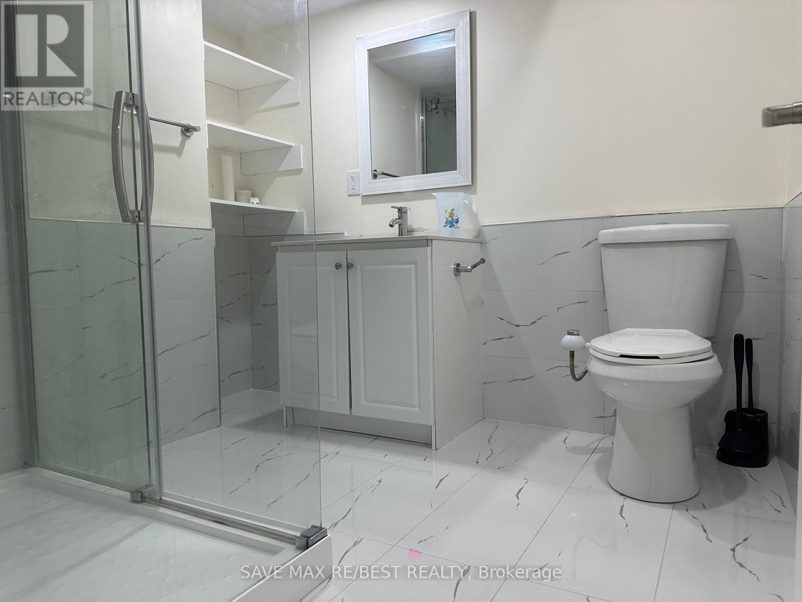 Basement - 8 Yardmaster Drive, Brampton, Ontario  L7A 0B5 - Photo 11 - W12553540