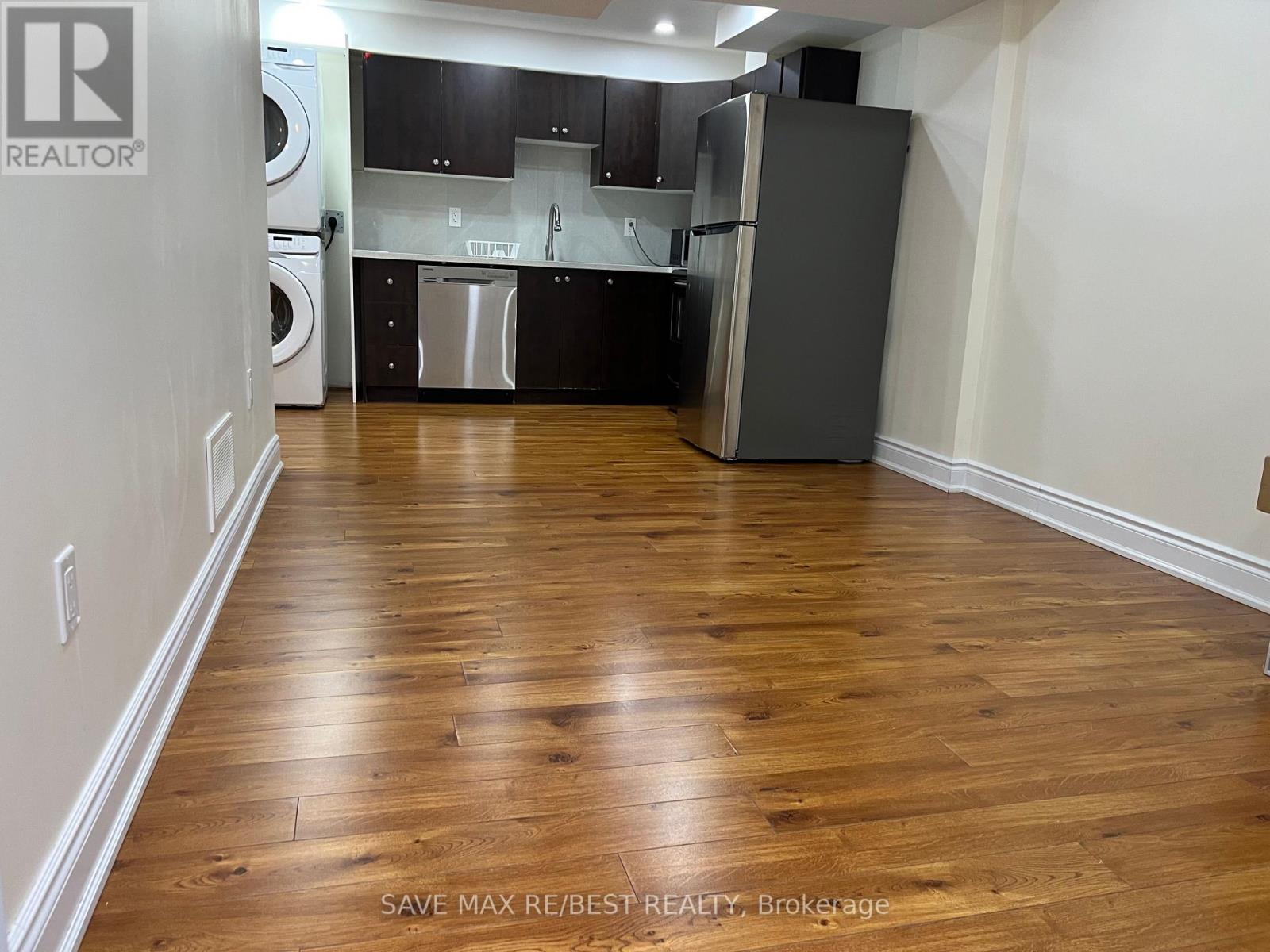 Basement - 8 Yardmaster Drive, Brampton, Ontario  L7A 0B5 - Photo 7 - W12553540