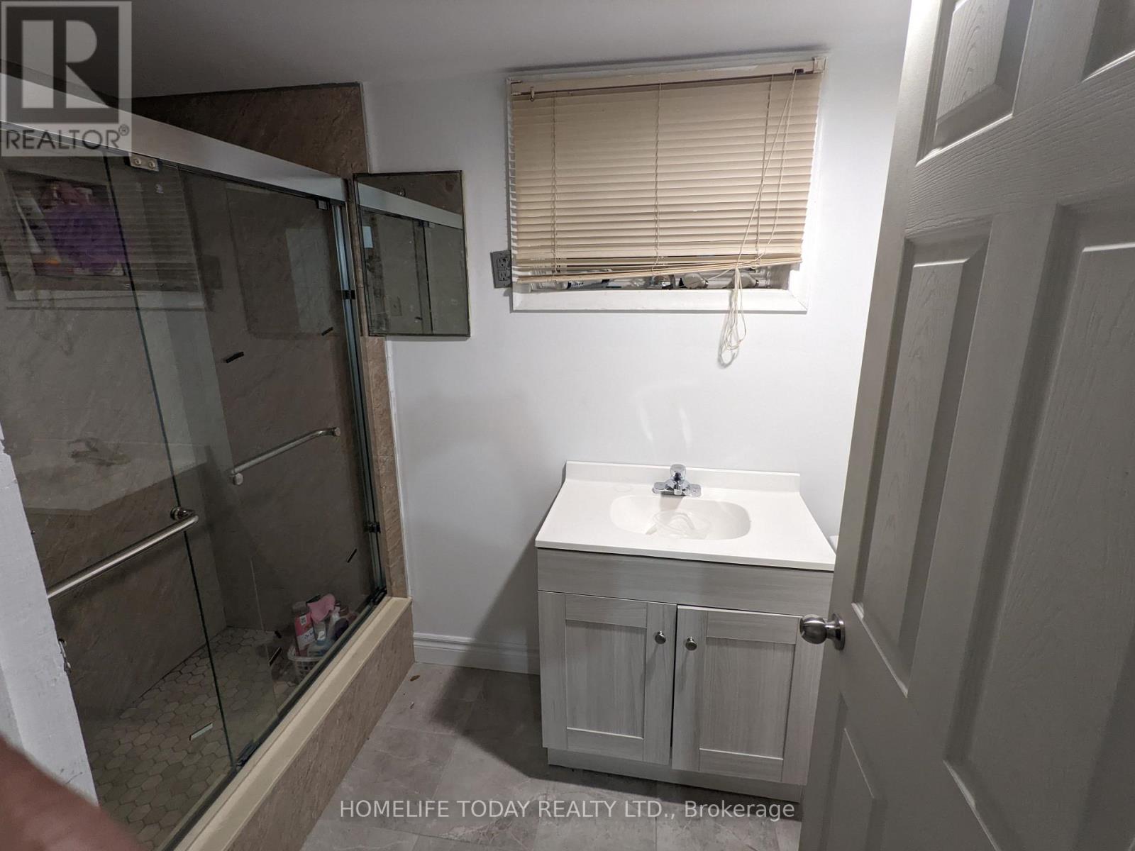 Bsmt - 170 Magnolia Avenue, Toronto, Ontario M1K 3K8 - Photo 10 - E12552892