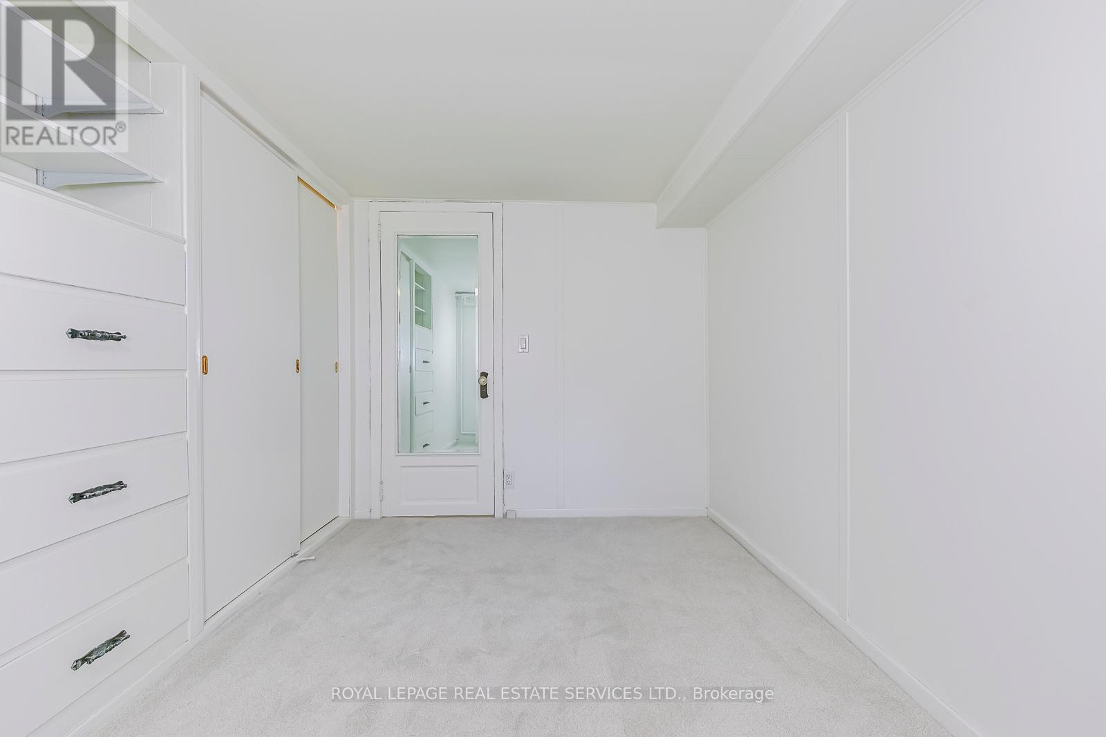 4 - 63 High Park Boulevard, Toronto, Ontario  M6R 1M9 - Photo 10 - W12465135