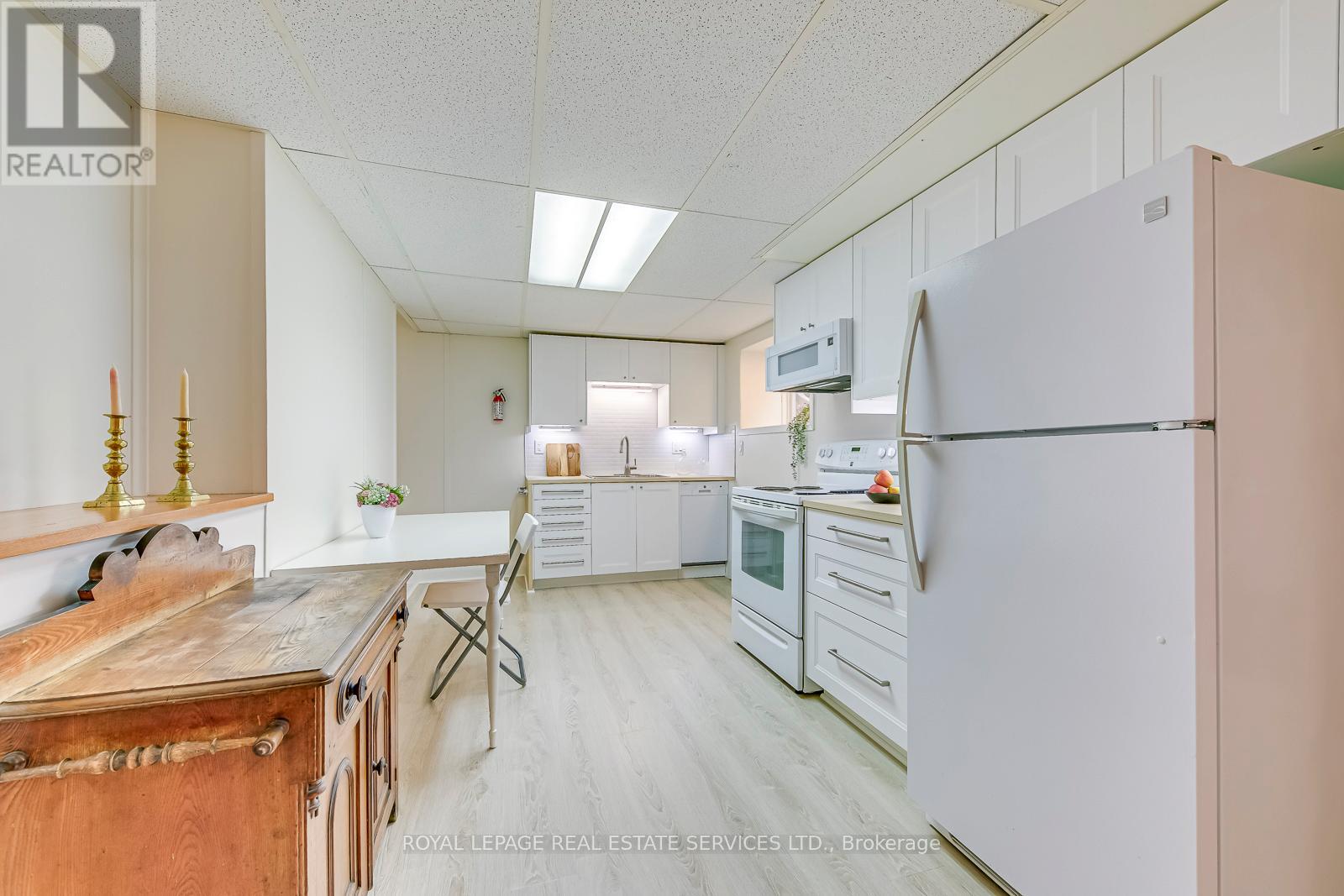 4 - 63 High Park Boulevard, Toronto, Ontario  M6R 1M9 - Photo 5 - W12465135