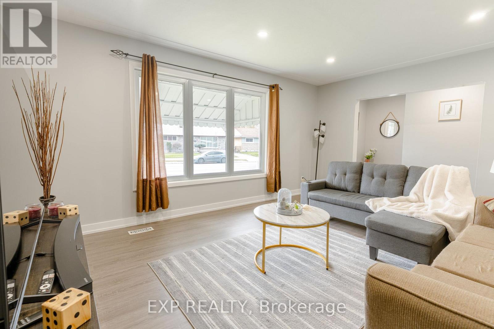 280 Wilson Avenue, Kitchener, Ontario  N2C 1H4 - Photo 12 - X12553514