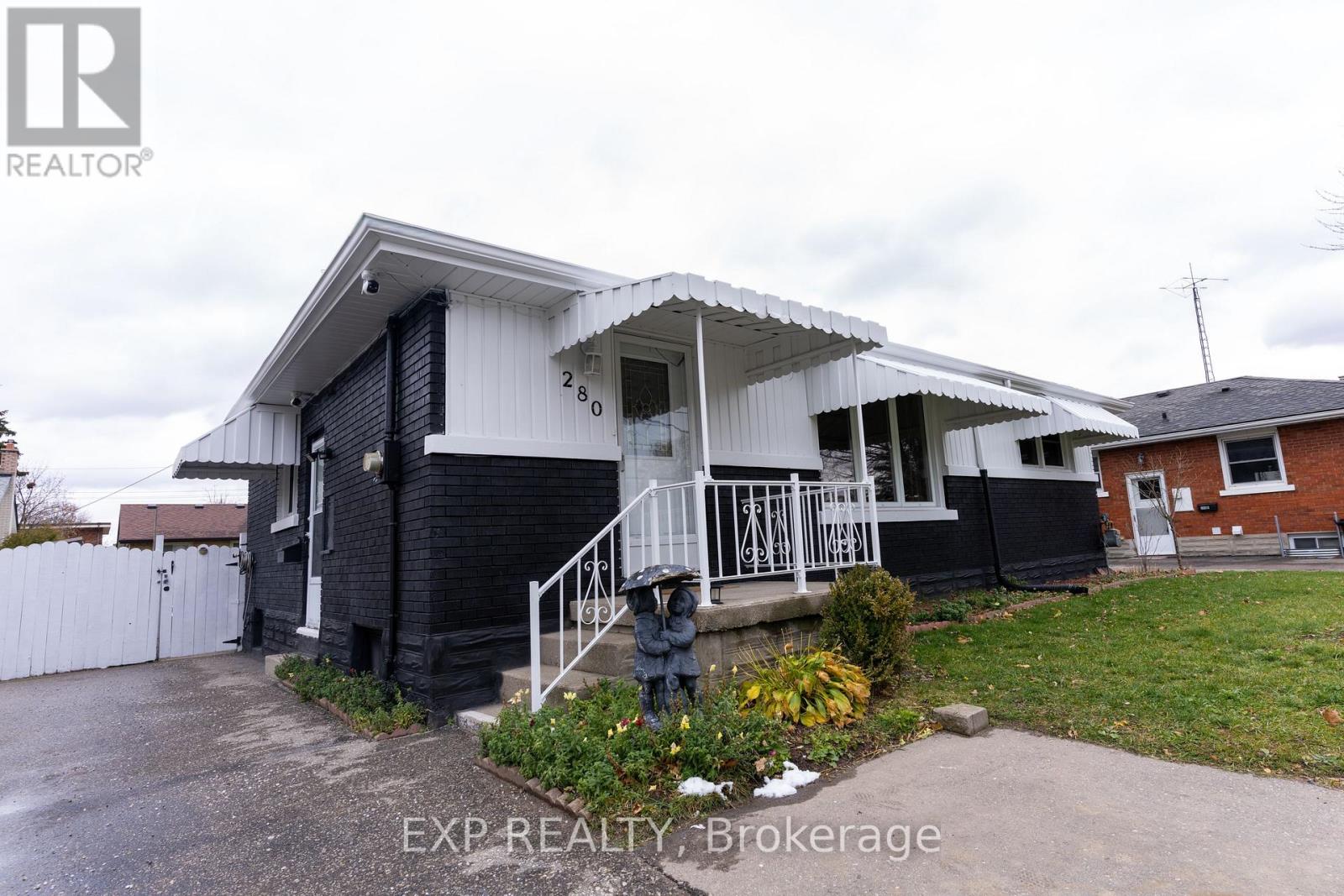 280 Wilson Avenue, Kitchener, Ontario  N2C 1H4 - Photo 3 - X12553514