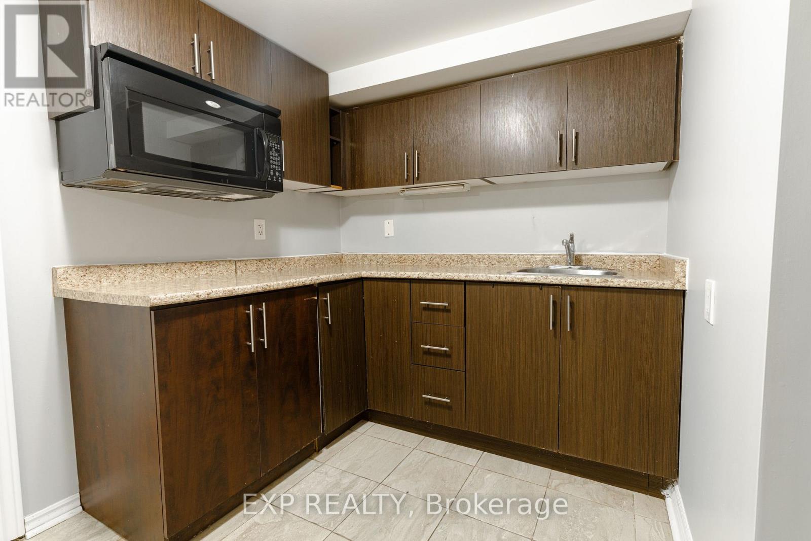 280 Wilson Avenue, Kitchener, Ontario  N2C 1H4 - Photo 32 - X12553514