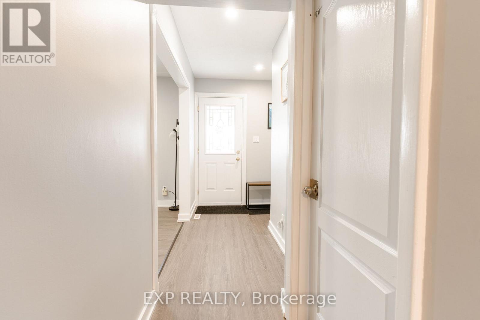 280 Wilson Avenue, Kitchener, Ontario  N2C 1H4 - Photo 9 - X12553514