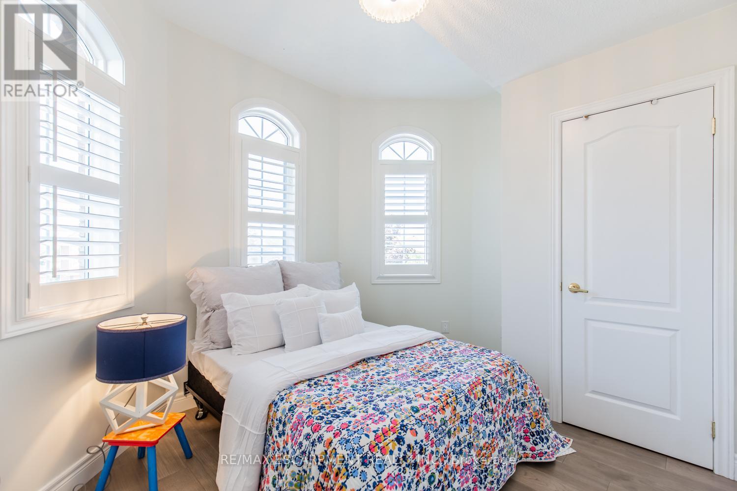 109 Peachwood Crescent, Hamilton, Ontario L8E 5Z7 - Photo 21 - X12553542