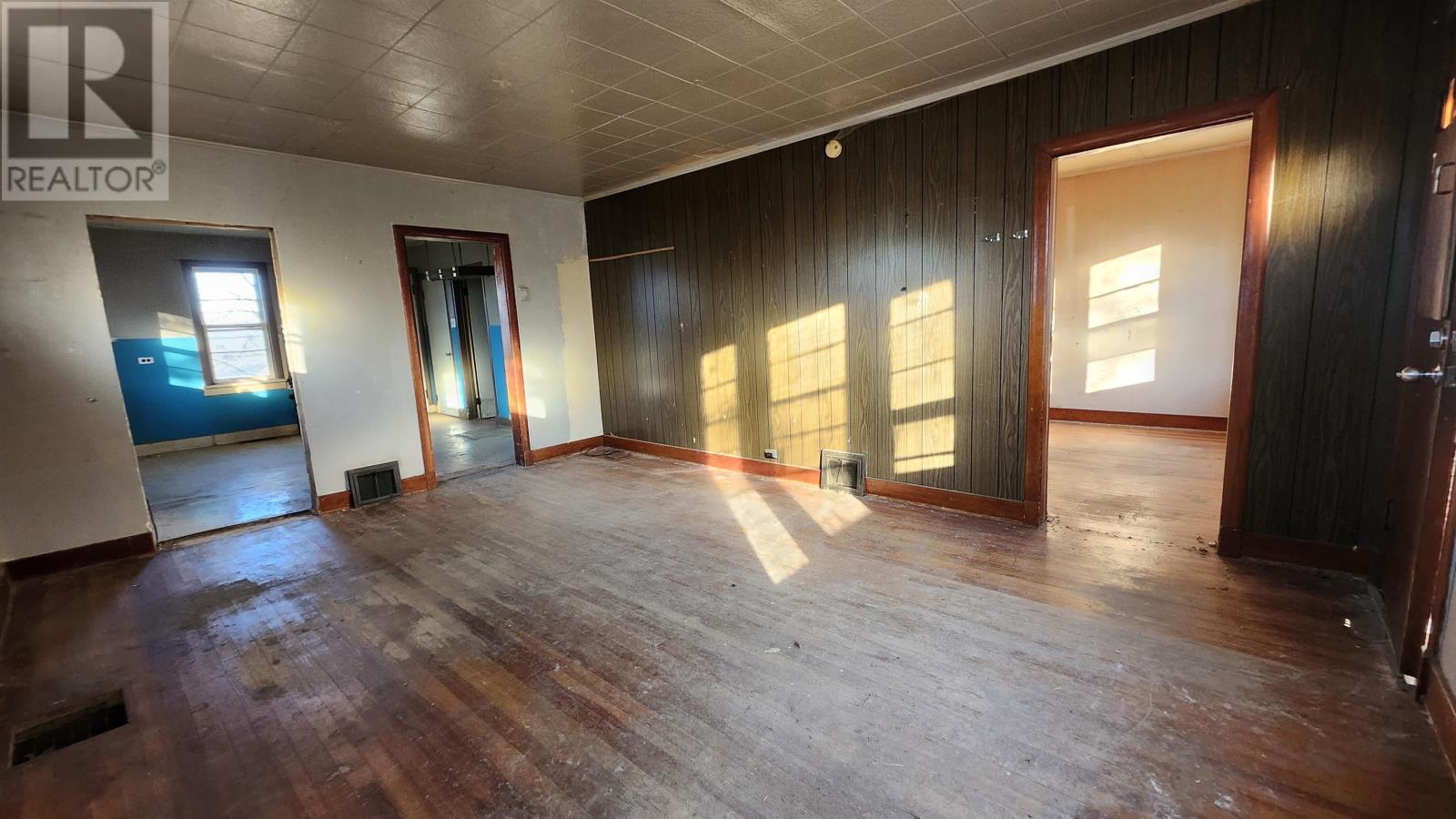 101 Charles Street, Kenora, Ontario P0X 1C0 - Photo 12 - TB253493