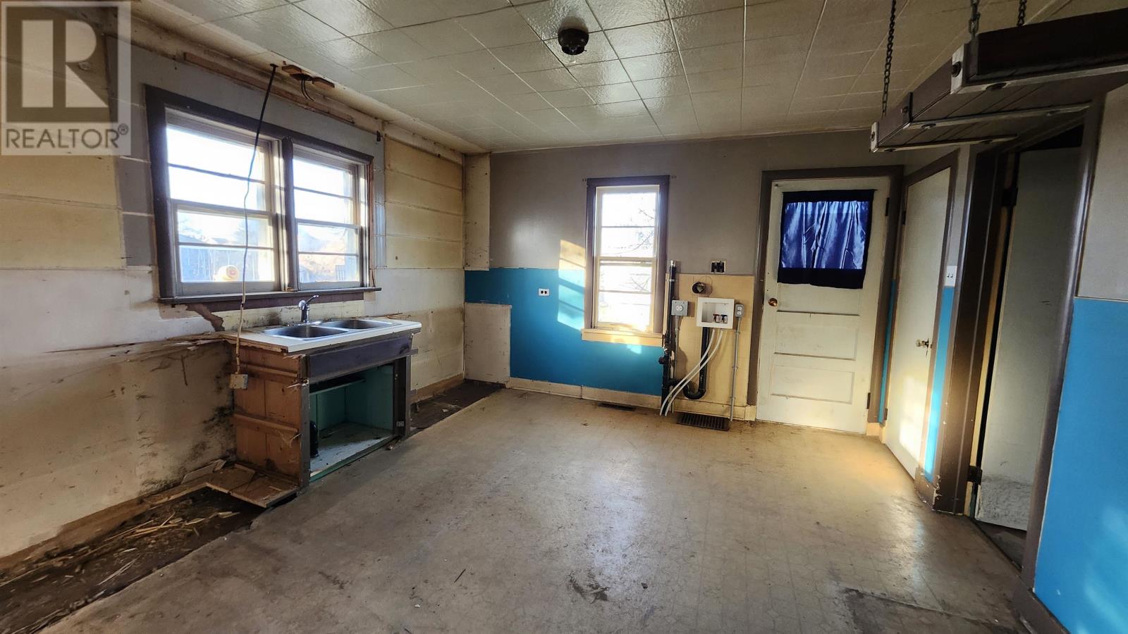 101 Charles Street, Kenora, Ontario P0X 1C0 - Photo 9 - TB253493