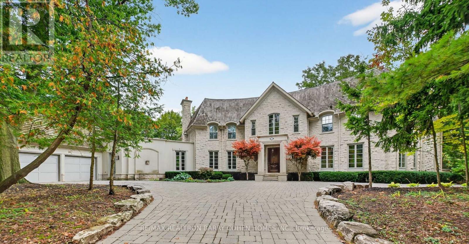 36 Old Yonge Street, Toronto, Ontario  M2P 1P7 - Photo 4 - C12438497