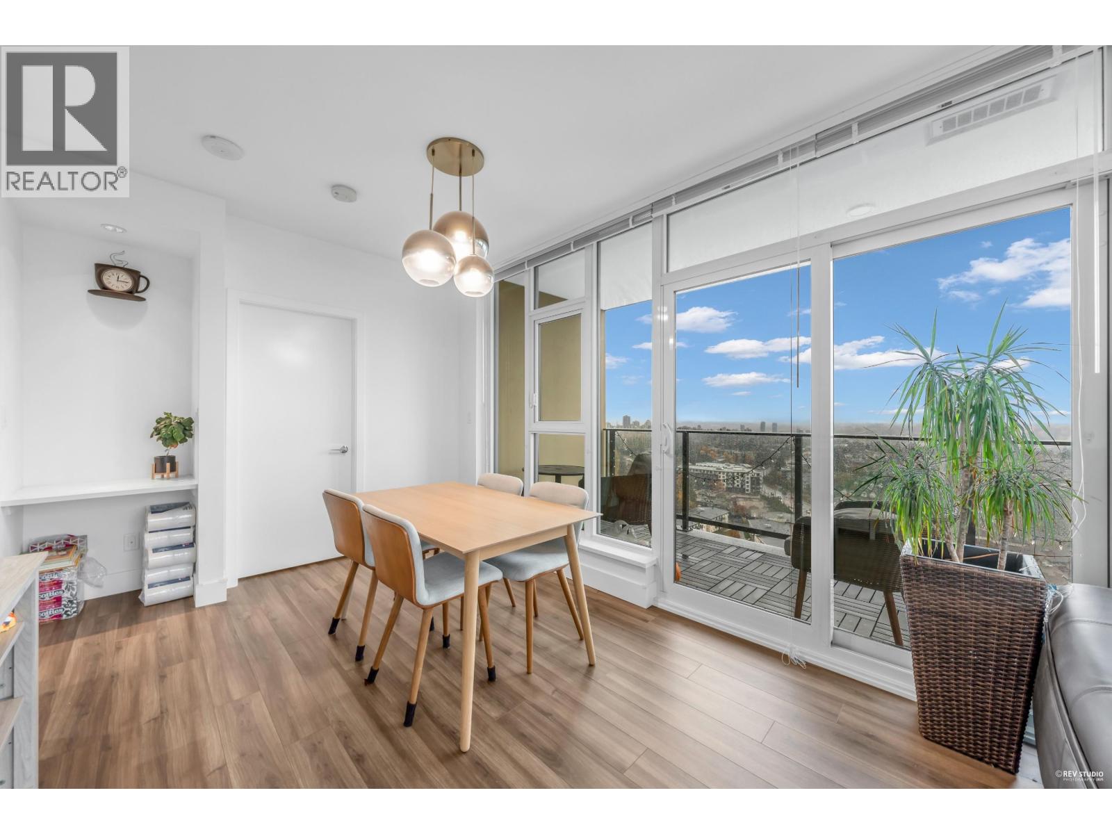 2010 7303 Noble Lane, Burnaby, British Columbia  V3N 0H2 - Photo 8 - R3068183