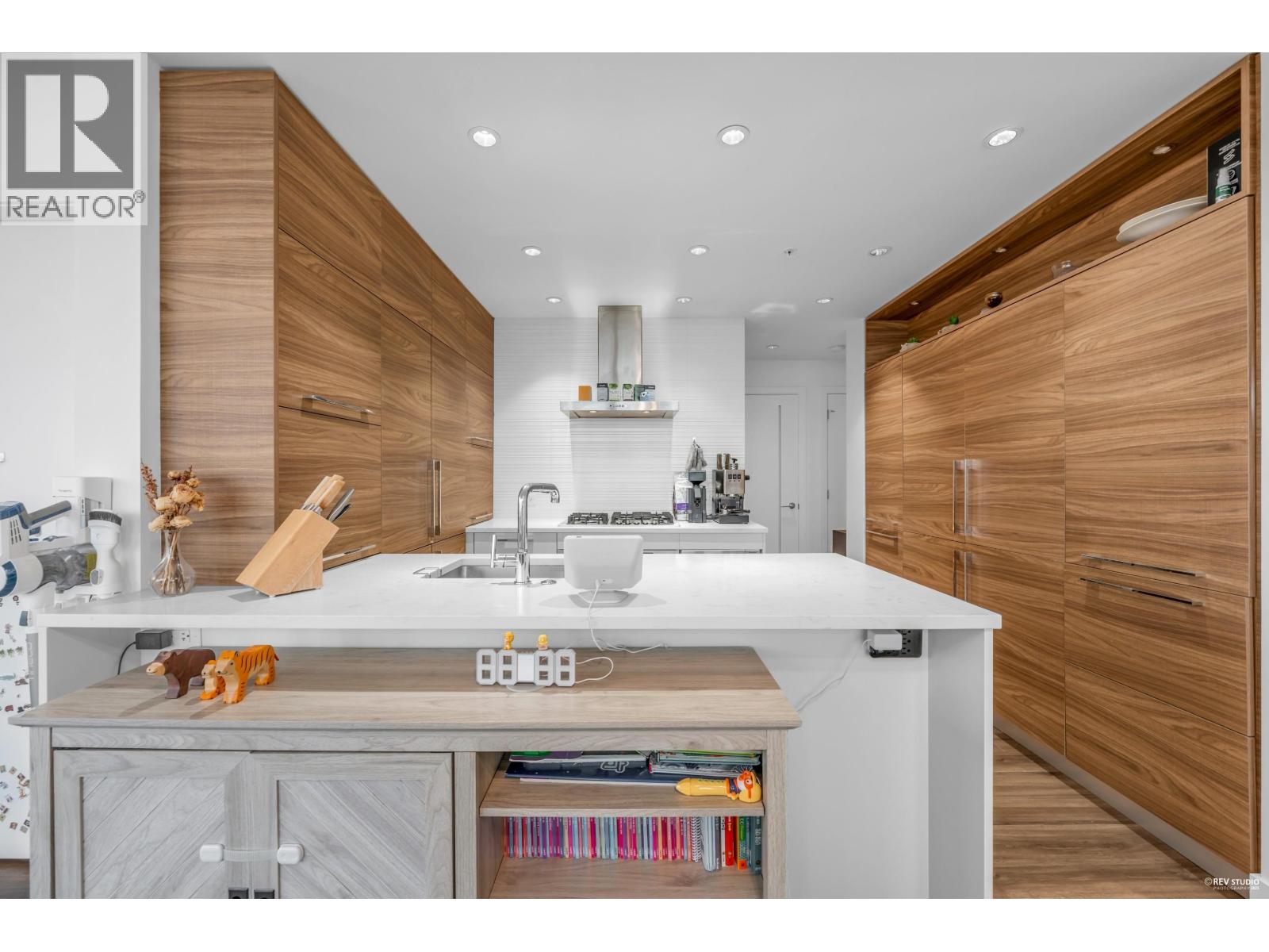 2010 7303 Noble Lane, Burnaby, British Columbia  V3N 0H2 - Photo 7 - R3068183