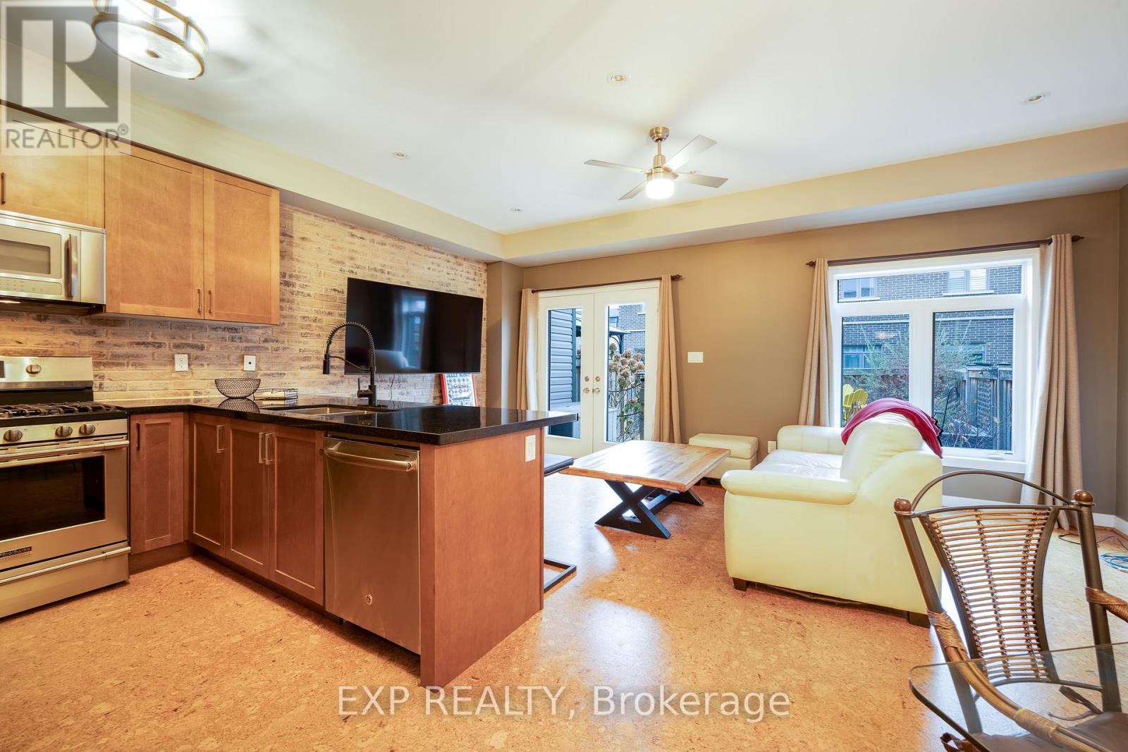 43 Longshore Way, Whitby, Ontario  L1N 0M1 - Photo 12 - E12553554