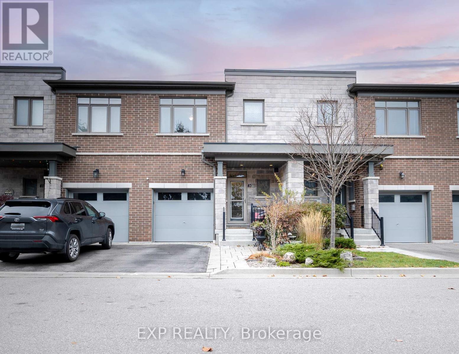 43 Longshore Way, Whitby, Ontario  L1N 0M1 - Photo 3 - E12553554
