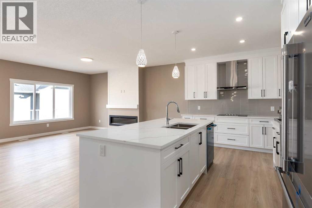 214 Monterey Bay Se, High River, Alberta T1V 0J7 - Photo 4 - A2239242