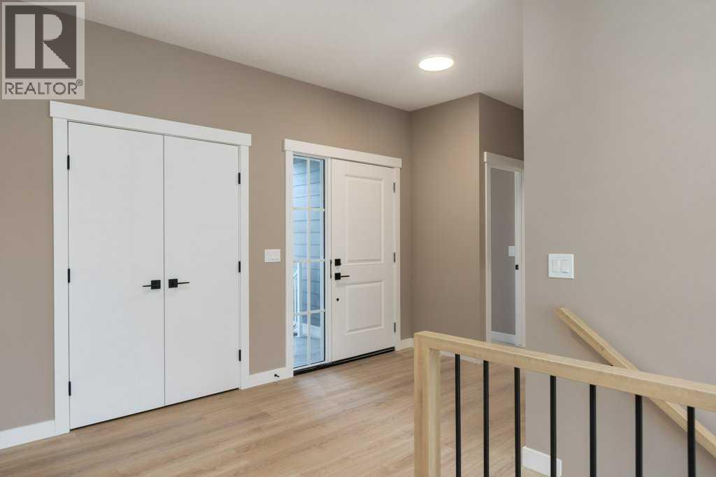 214 Monterey Bay Se, High River, Alberta T1V 0J7 - Photo 2 - A2239242