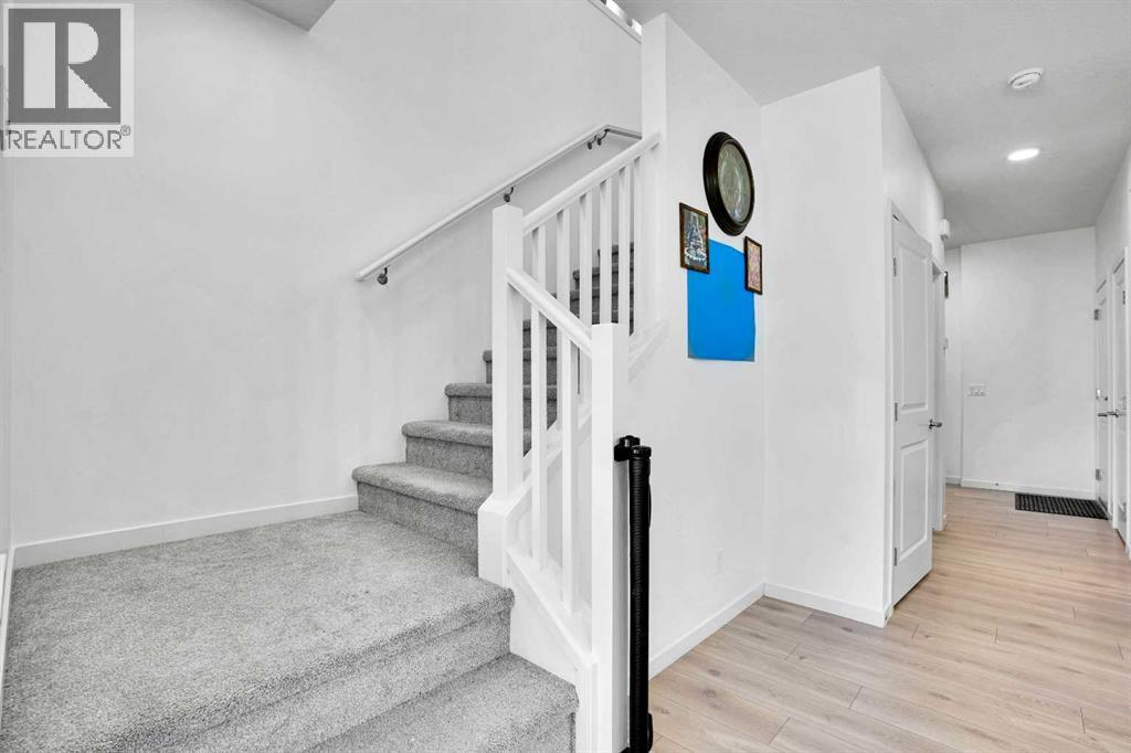 1517 Bayview Point Sw, Airdrie, Alberta  T4B 5K1 - Photo 16 - A2266938