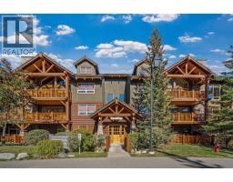 112, 104 Armstrong Place Three Sisters