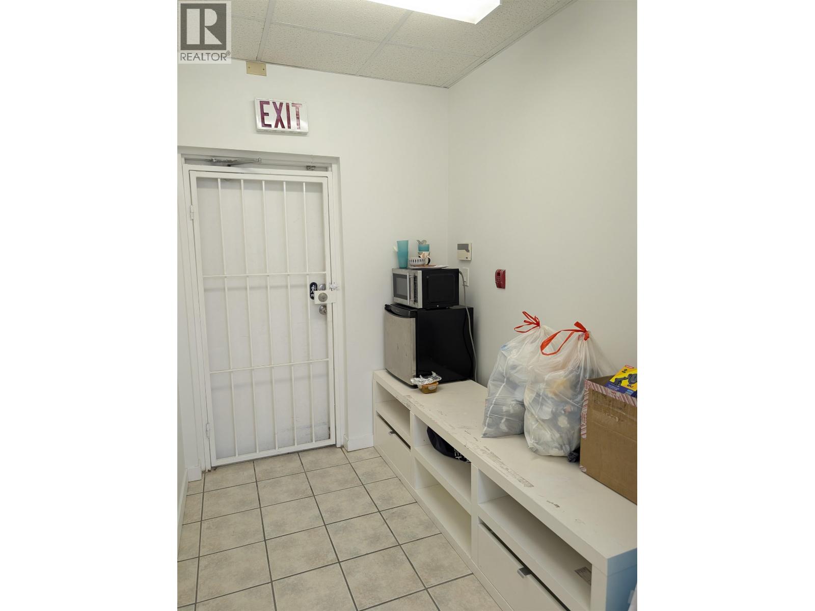 6969 Victoria Drive, Vancouver, British Columbia  V5P 3Y7 - Photo 3 - C8073820